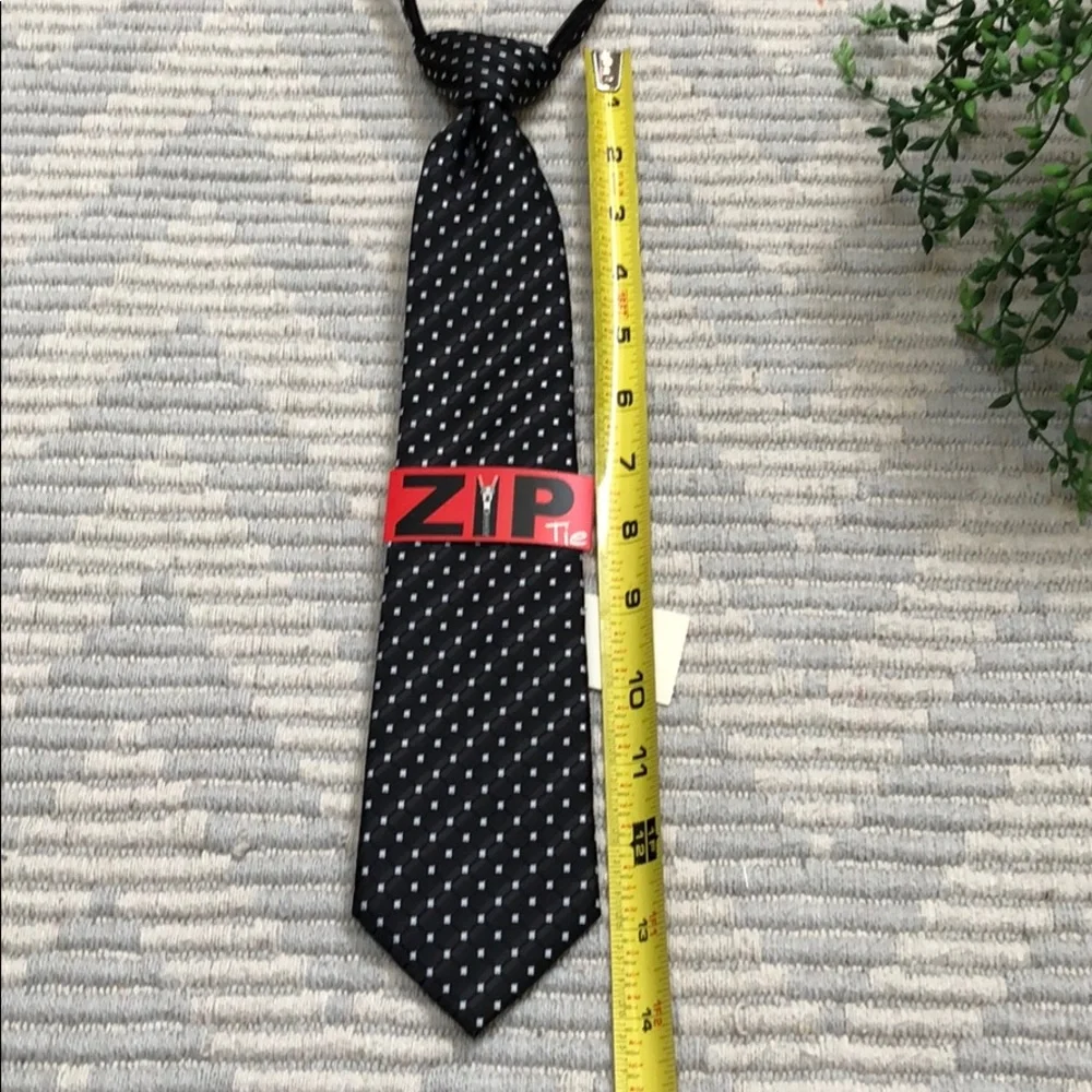 Van Heusen zip tie